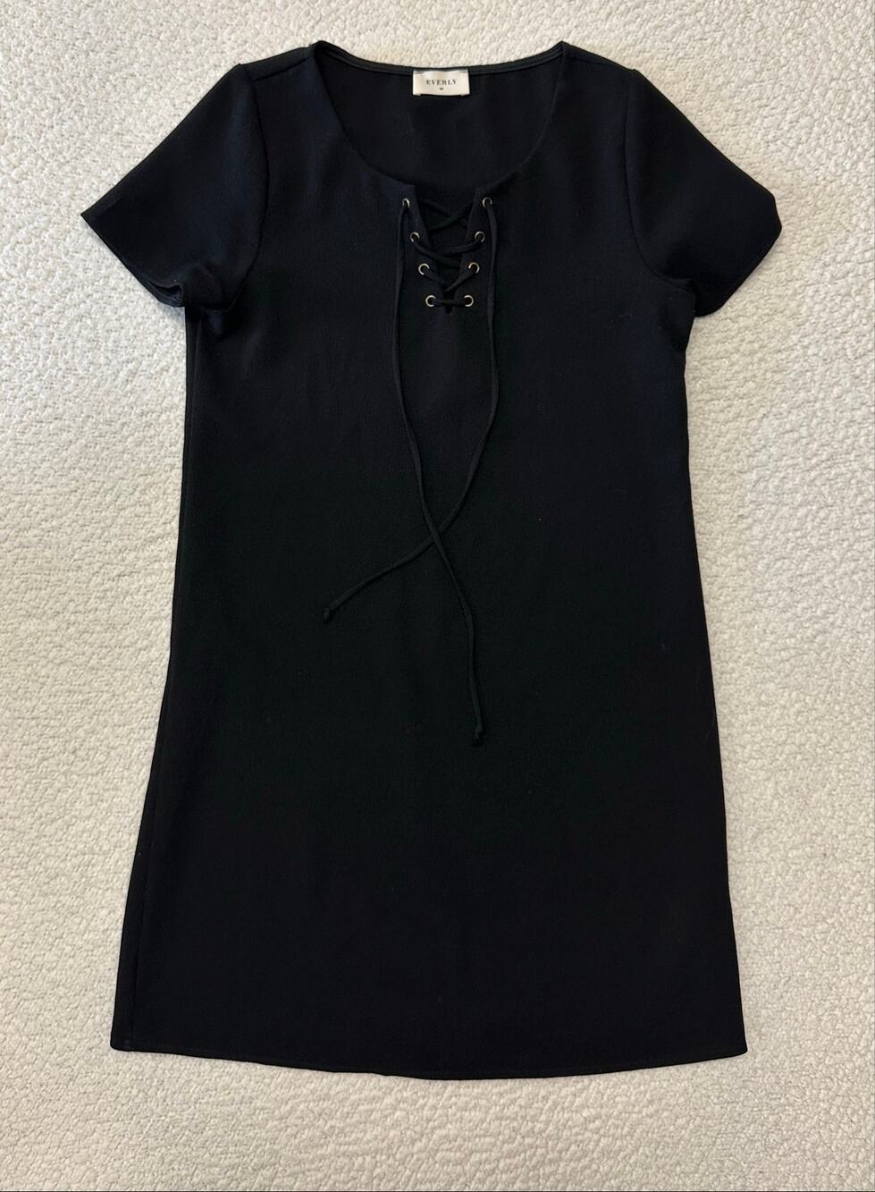 NWT* Everly Mini Dress Top Lace Up Medium